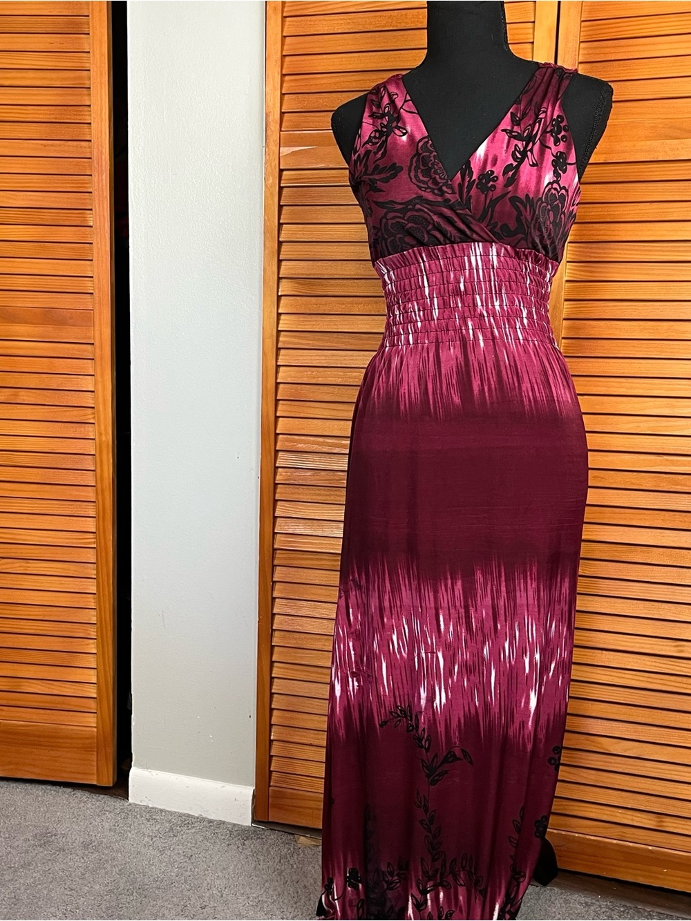 Sleeveless Berry Ombre Floral Maxi Dress with Smocked Waist